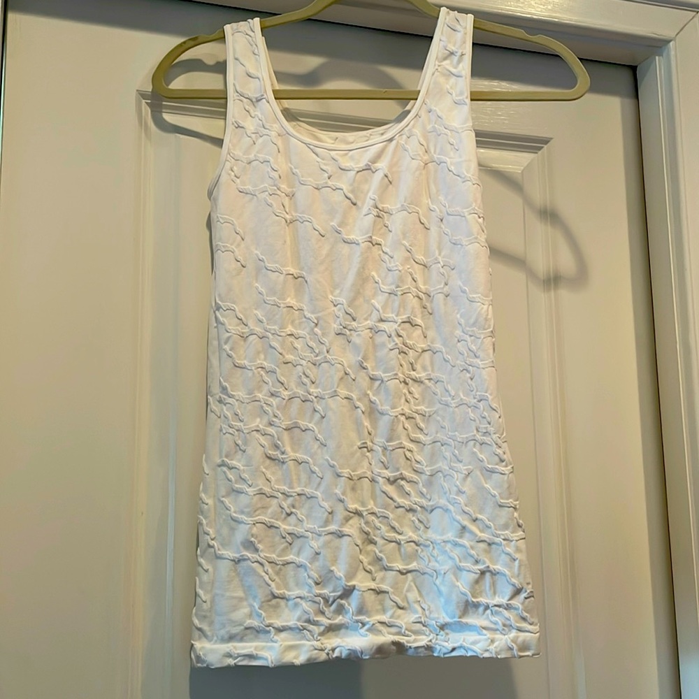 Almost new tank from Tina Stephen’s.